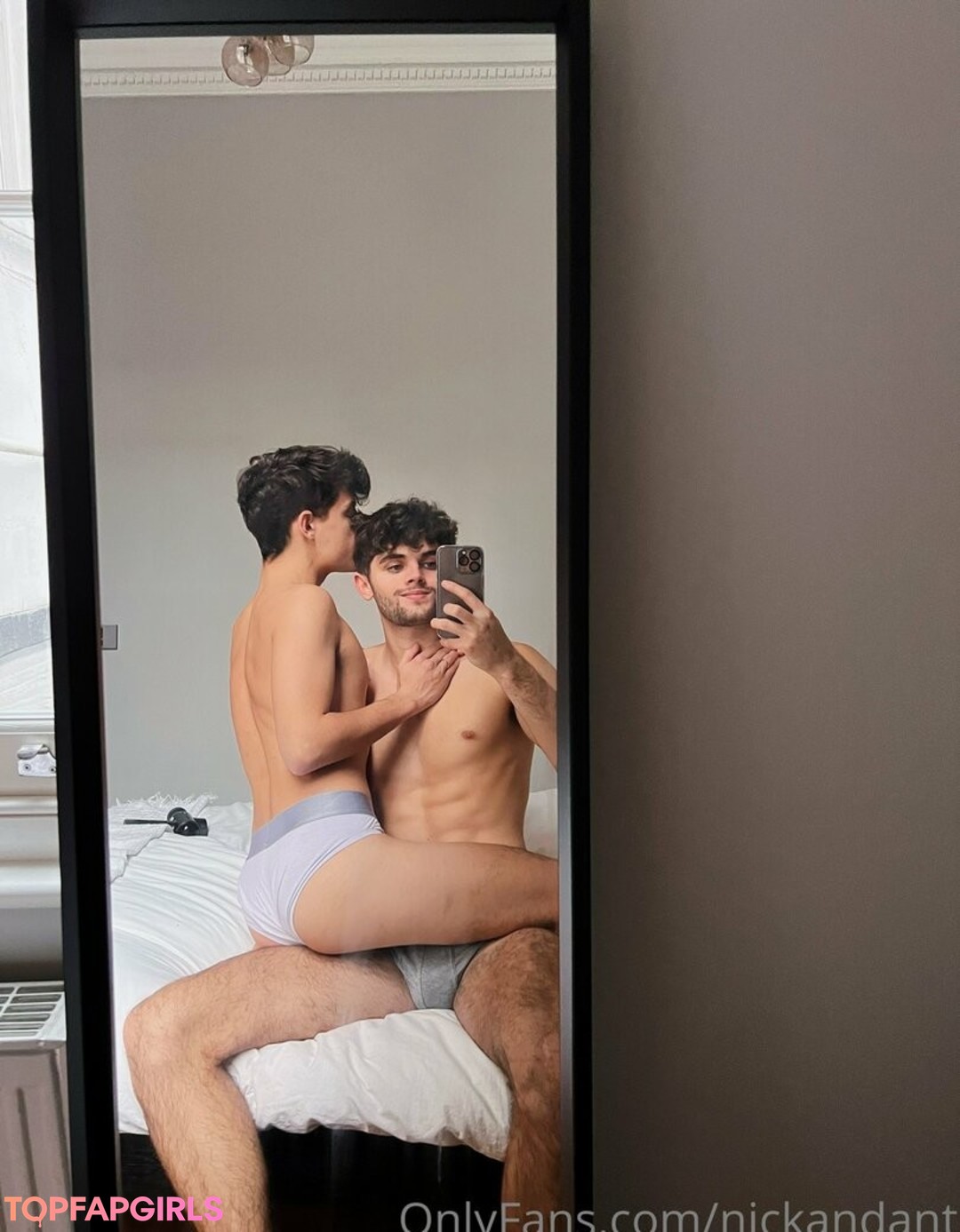 Foto desnuda filtrada de OnlyFans de Nickandant #36 Foto desnuda filtrada de OnlyFans de Nickandant #36
