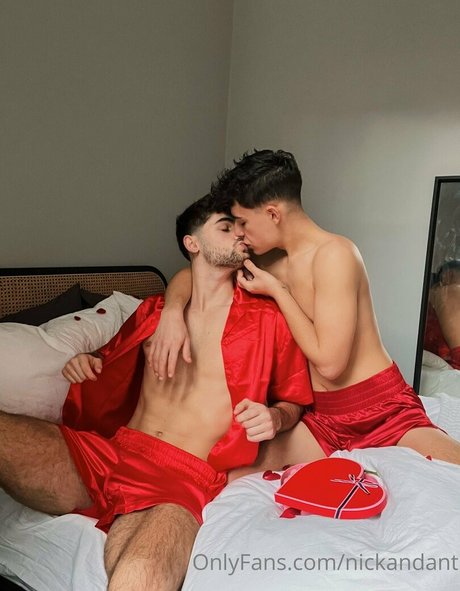 Foto desnuda filtrada de OnlyFans de Nickandant