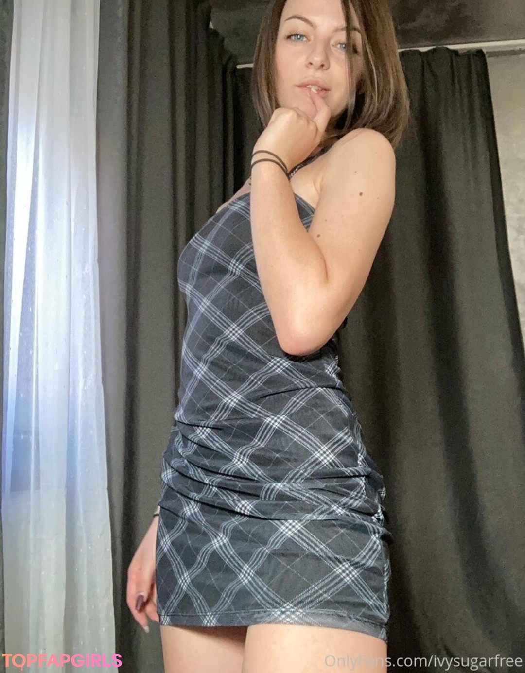 Foto desnuda filtrada de OnlyFans de Ivysugarfree #30 Foto desnuda filtrada de OnlyFans de Ivysugarfree #30