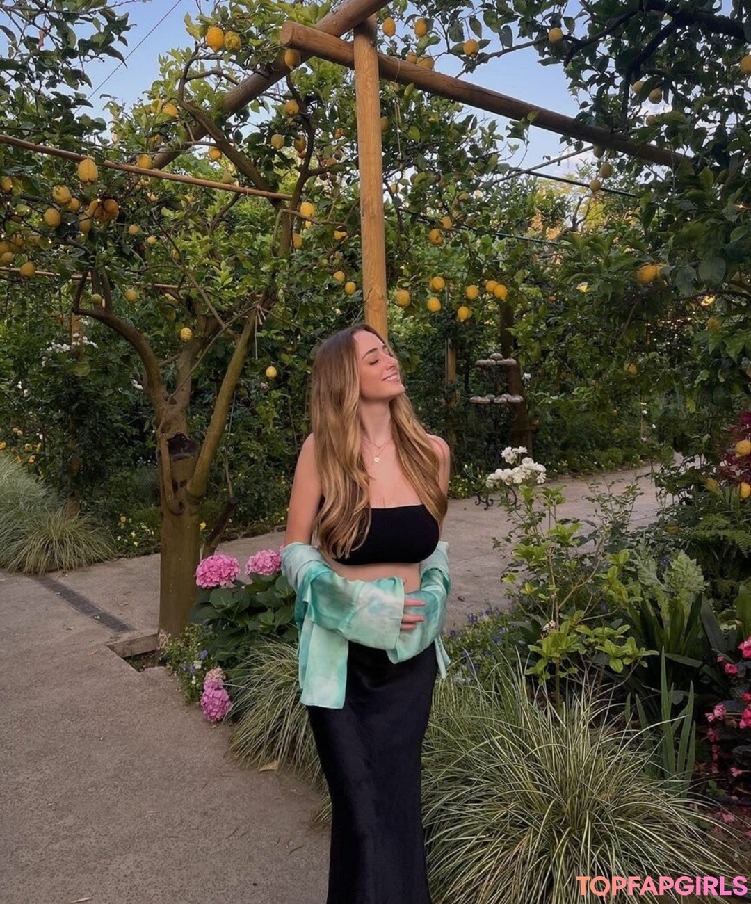 Foto desnuda filtrada de OnlyFans de Charlotte Bregman #25 Foto desnuda filtrada de OnlyFans de Charlotte Bregman #25