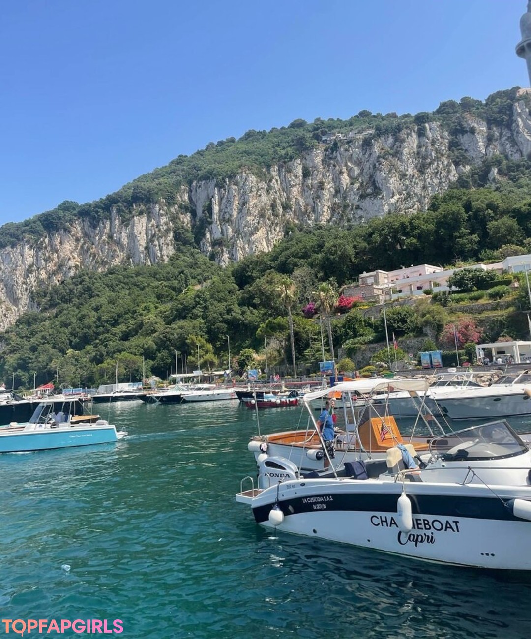 Foto desnuda filtrada de OnlyFans de Charlotte Bregman #26 Foto desnuda filtrada de OnlyFans de Charlotte Bregman #26