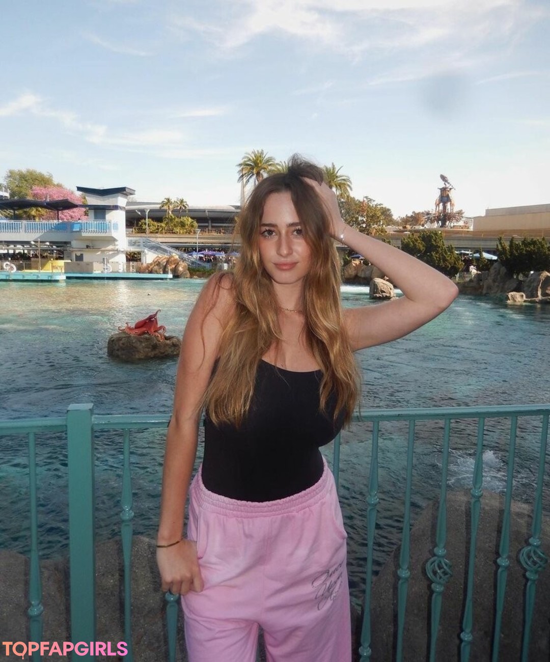 Foto desnuda filtrada de OnlyFans de Charlotte Bregman #42 Foto desnuda filtrada de OnlyFans de Charlotte Bregman #42