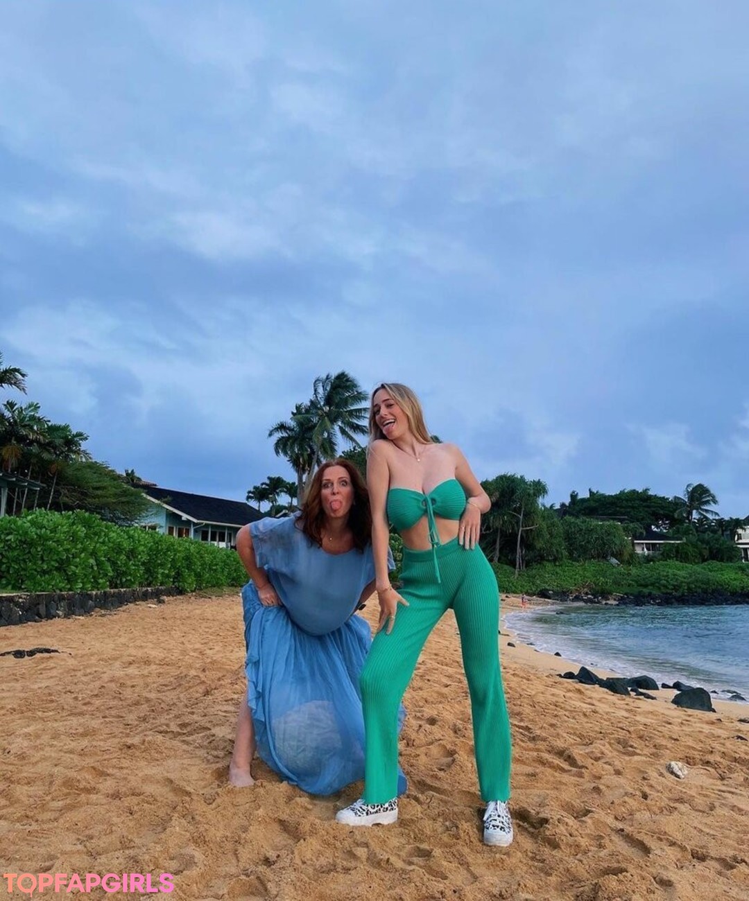 Foto desnuda filtrada de OnlyFans de Charlotte Bregman #8 Foto desnuda filtrada de OnlyFans de Charlotte Bregman #8