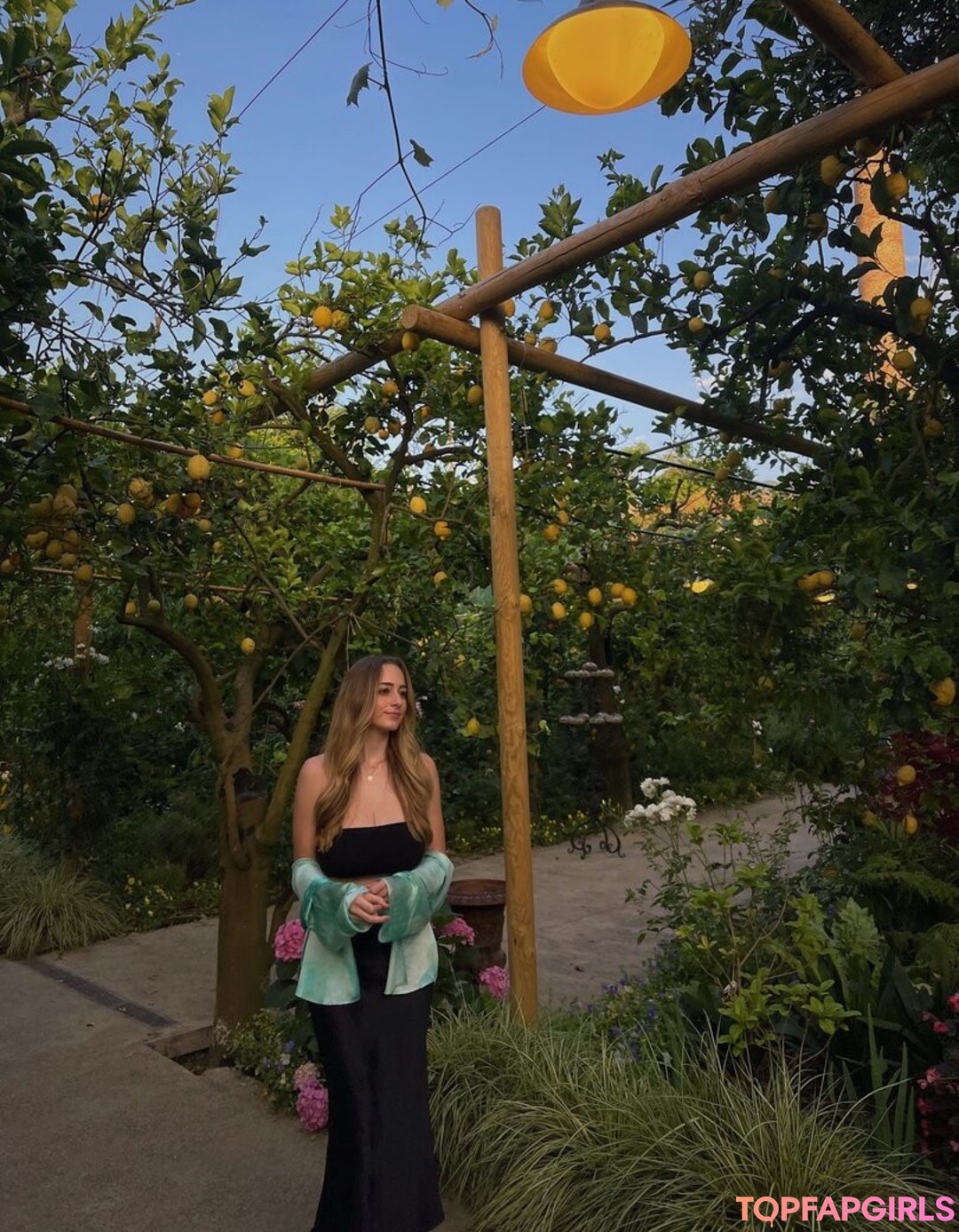 Foto desnuda filtrada de OnlyFans de Charlotte Bregman #85 Foto desnuda filtrada de OnlyFans de Charlotte Bregman #85