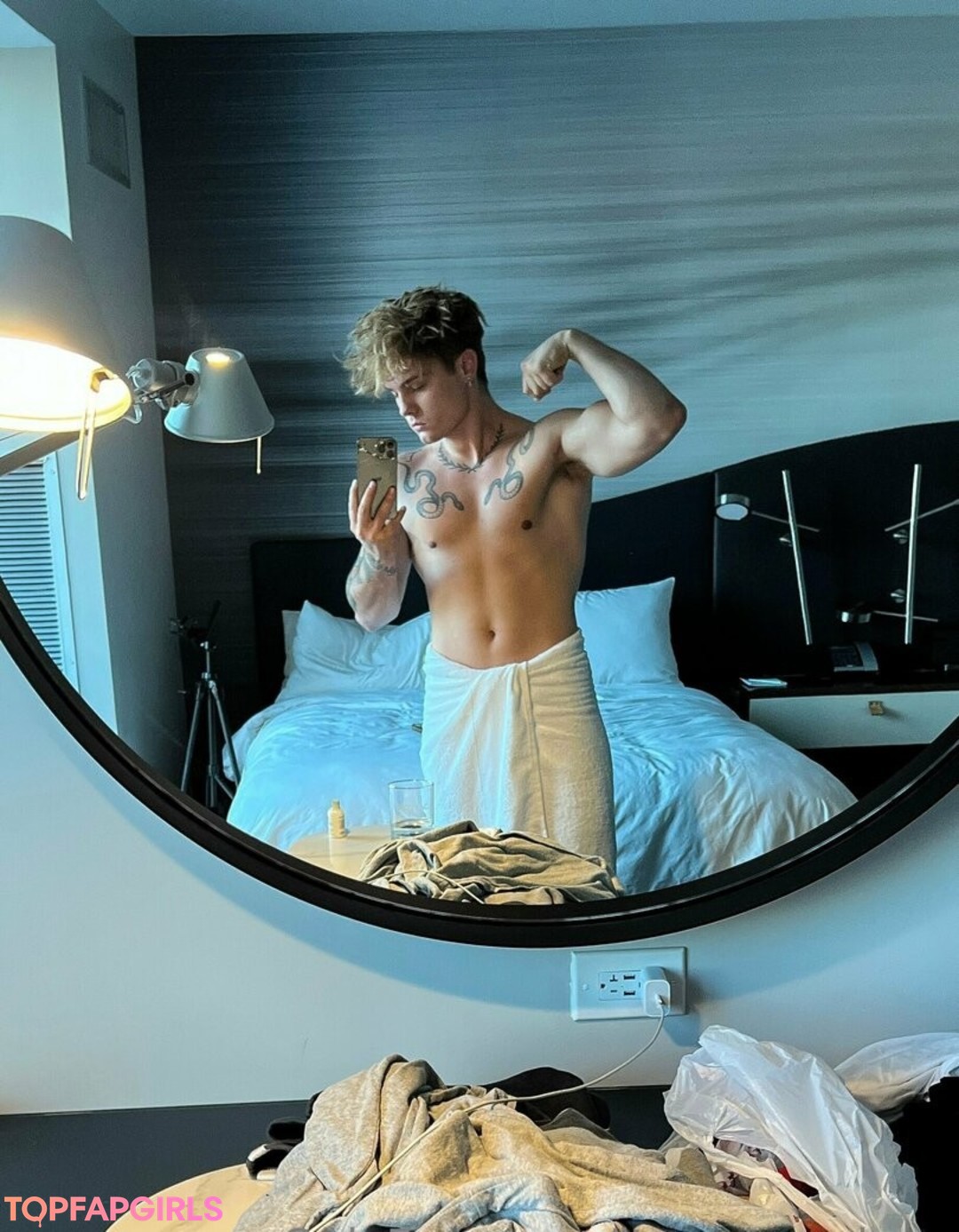 Foto desnuda filtrada de OnlyFans de Itscodyandrew #16 Foto desnuda filtrada de OnlyFans de Itscodyandrew #16