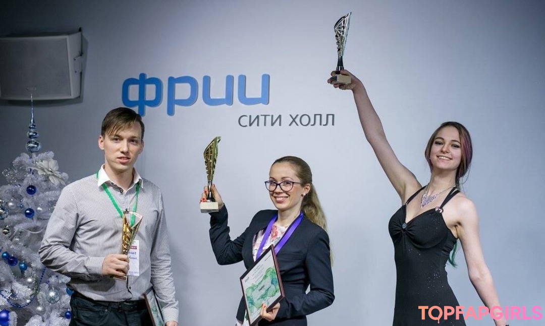 Foto desnuda filtrada de OnlyFans de Oleviiacyber #100 Foto desnuda filtrada de OnlyFans de Oleviiacyber #100