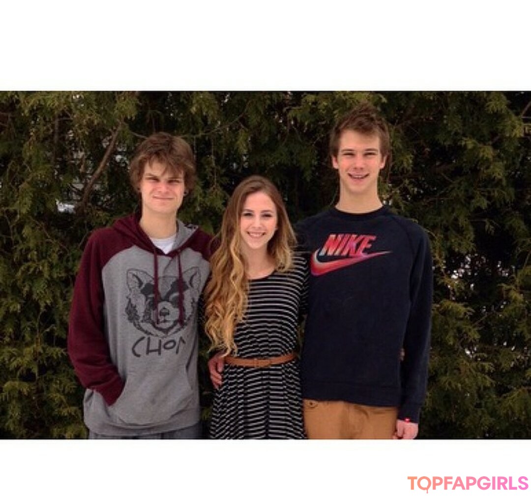 Foto desnuda filtrada de OnlyFans de Taylor Francis #14 Foto desnuda filtrada de OnlyFans de Taylor Francis #14