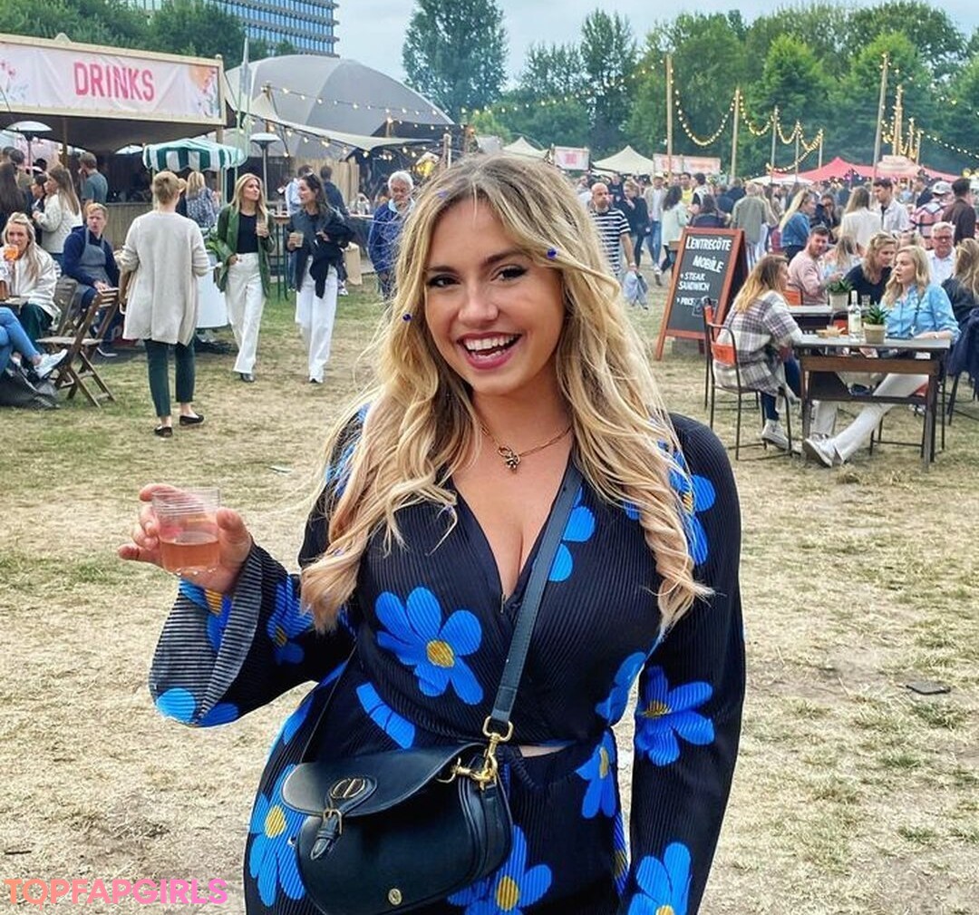 Foto desnuda filtrada de OnlyFans de Sensi Lowe #56 Foto desnuda filtrada de OnlyFans de Sensi Lowe #56