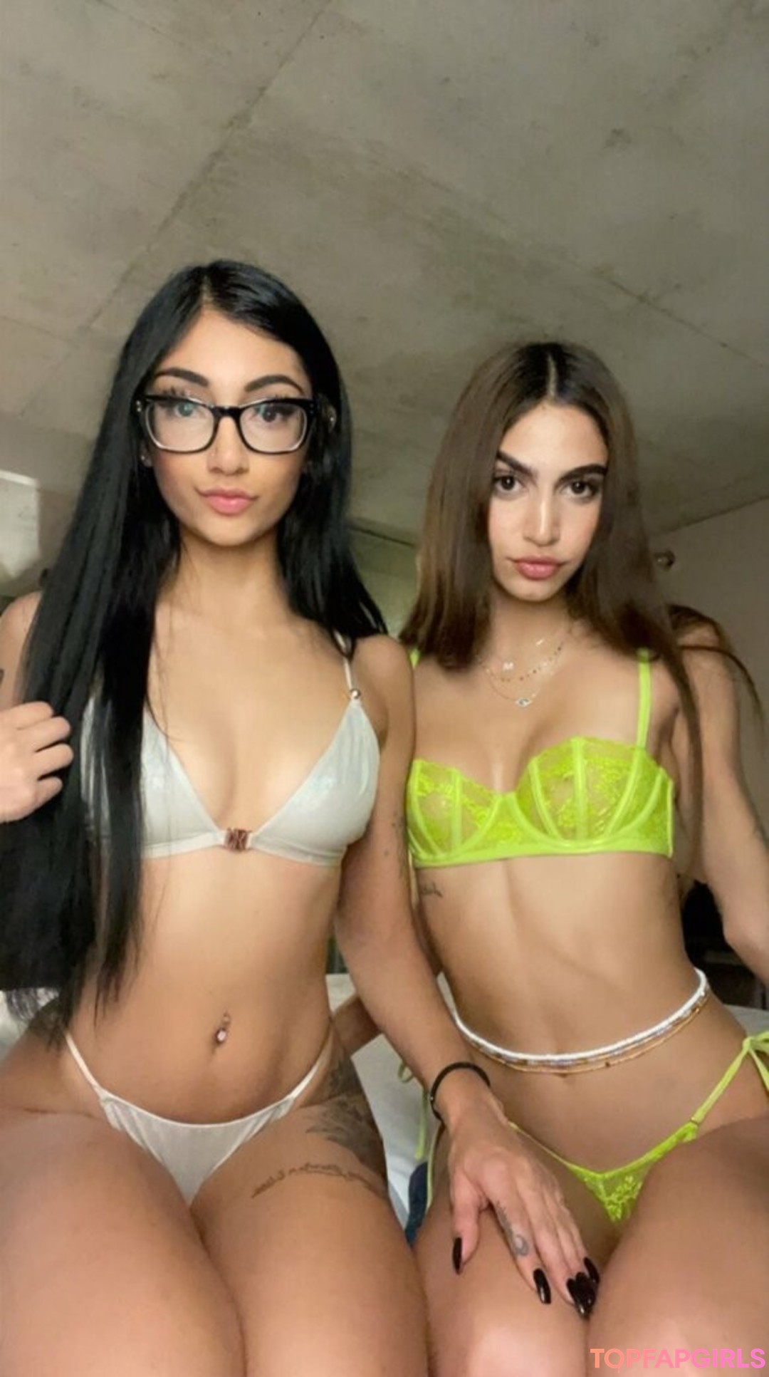 Foto desnuda filtrada de OnlyFans de Hot Tottie #8 Foto desnuda filtrada de OnlyFans de Hot Tottie #8