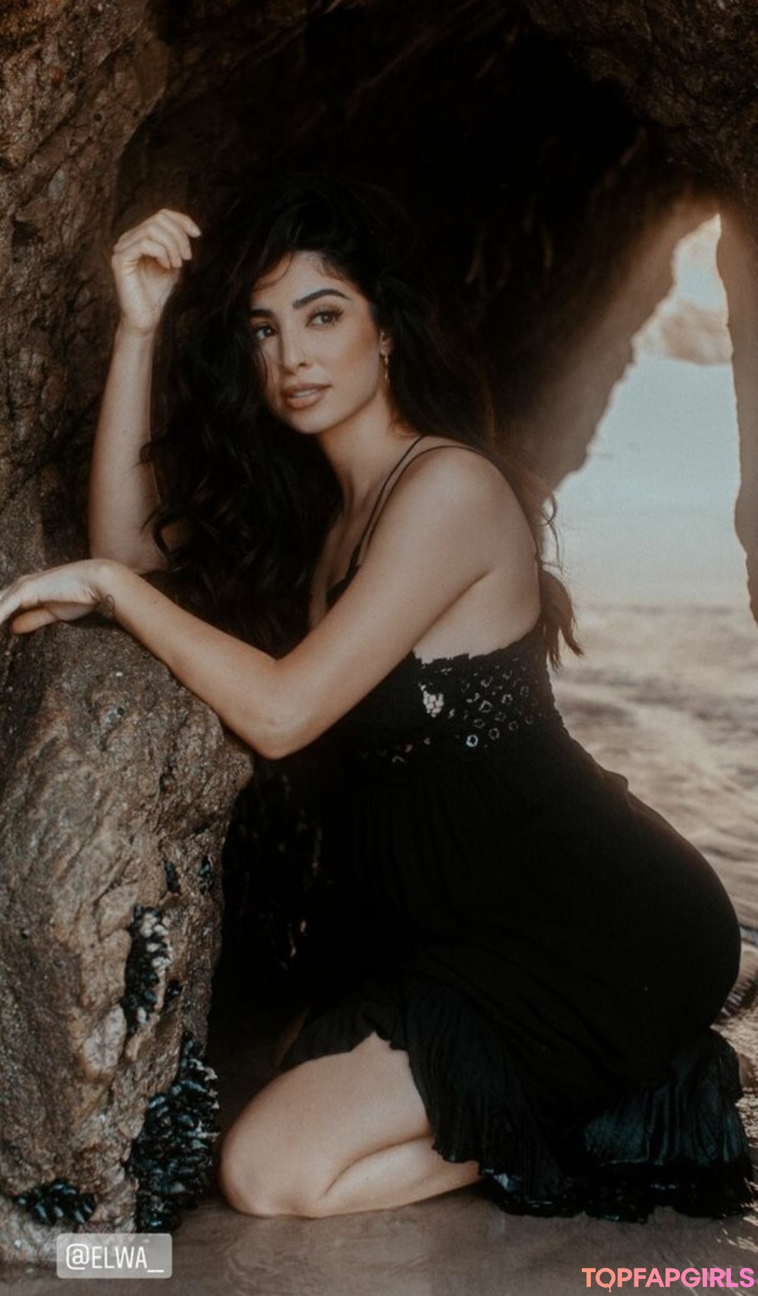 Foto desnuda filtrada de OnlyFans de Elwa Saleh #58 Foto desnuda filtrada de OnlyFans de Elwa Saleh #58