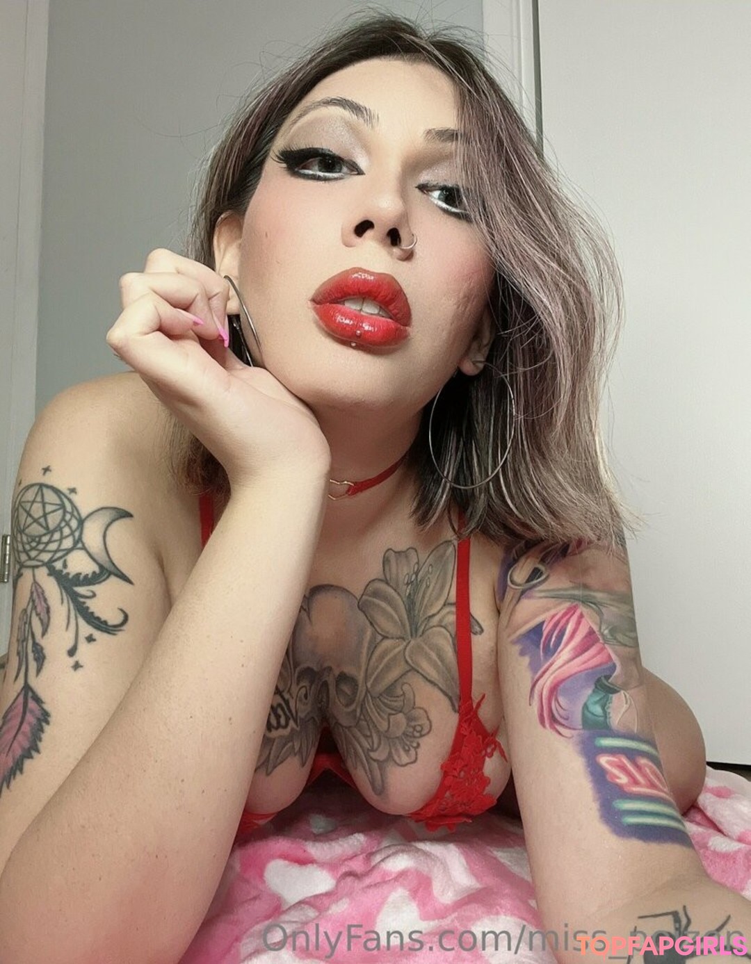 Foto desnuda filtrada de OnlyFans de Misspoizon #213 Foto desnuda filtrada de OnlyFans de Misspoizon #213