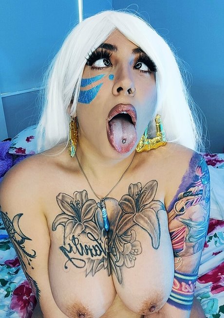 Foto desnuda filtrada de OnlyFans de Misspoizon