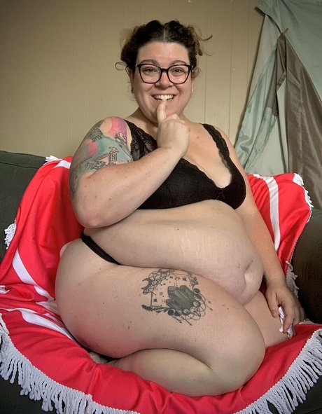 Foto desnuda filtrada de OnlyFans de Helastonedbbw