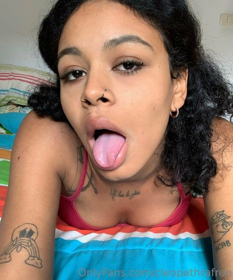 Foto desnuda filtrada de OnlyFans de Cleopathrafree
