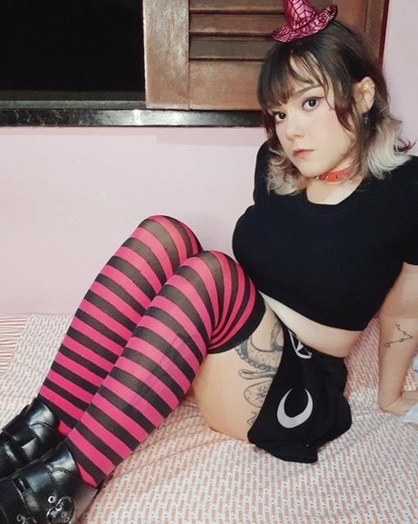 Foto desnuda filtrada de OnlyFans de Lilipuff666