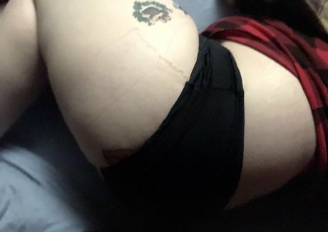 Foto desnuda filtrada de OnlyFans de Fatjuicypeach