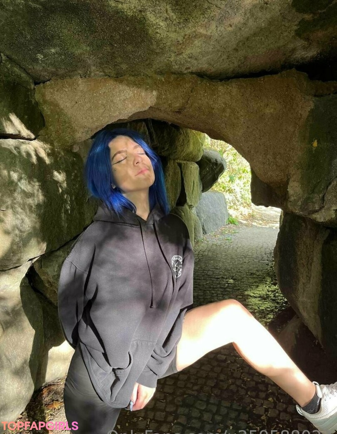 Foto desnuda filtrada de OnlyFans de Blueillusion #29 Foto desnuda filtrada de OnlyFans de Blueillusion #29