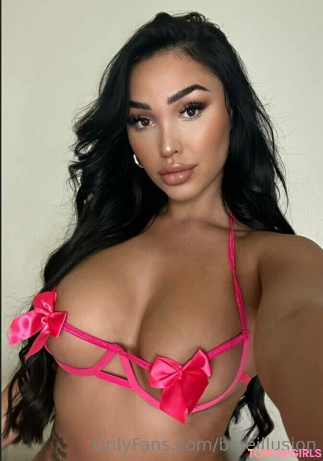 Foto desnuda filtrada de OnlyFans de Blueillusion #303 Foto desnuda filtrada de OnlyFans de Blueillusion #303