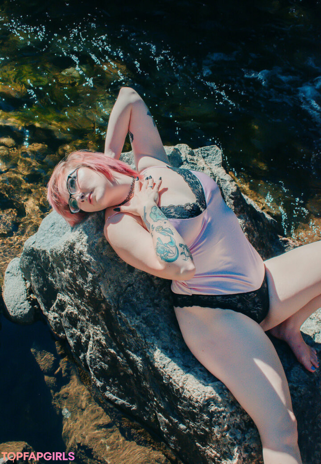 Foto desnuda filtrada de OnlyFans de Thamilfpanda #44 Foto desnuda filtrada de OnlyFans de Thamilfpanda #44