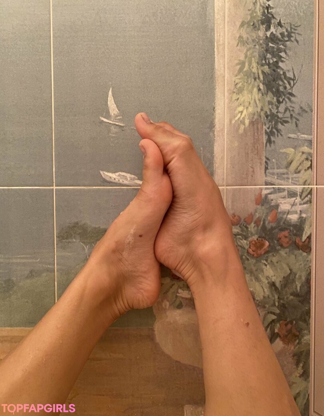 Foto desnuda filtrada de OnlyFans de Kflexiblefeet #74 Foto desnuda filtrada de OnlyFans de Kflexiblefeet #74