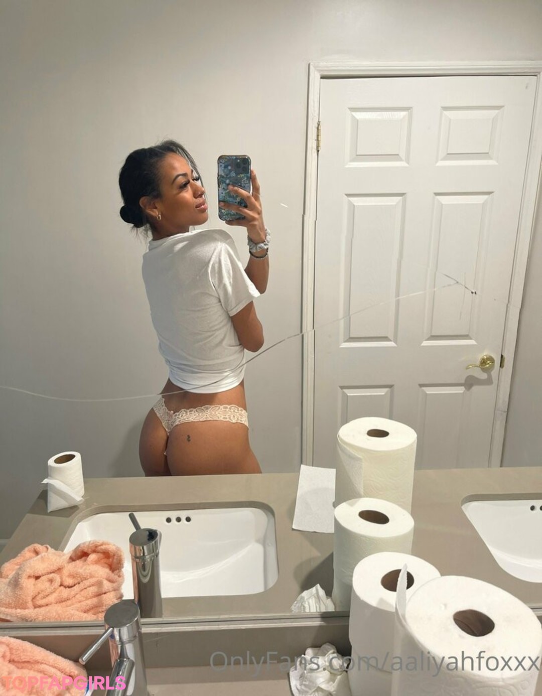 Foto desnuda filtrada de OnlyFans de Aaliyahfoxxx #53 Foto desnuda filtrada de OnlyFans de Aaliyahfoxxx #53