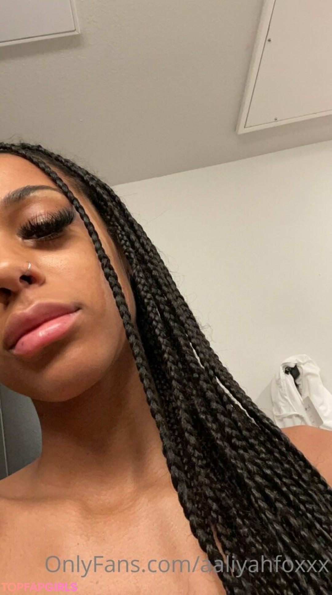 Foto desnuda filtrada de OnlyFans de Aaliyahfoxxx #68 Foto desnuda filtrada de OnlyFans de Aaliyahfoxxx #68