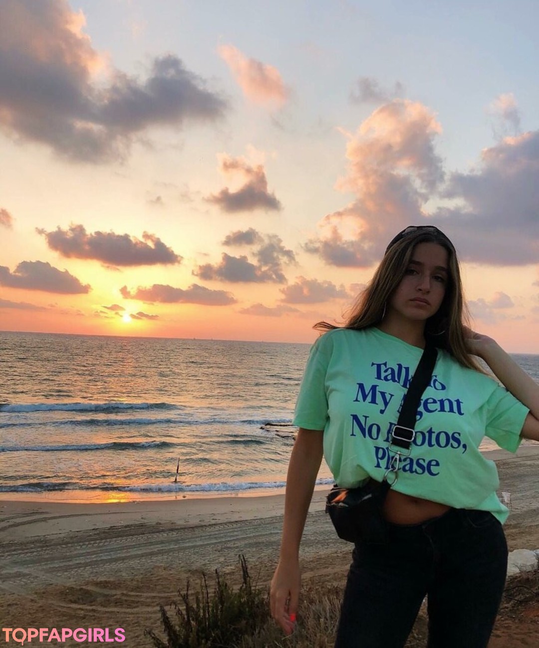 Foto desnuda filtrada de OnlyFans de Noaperetss #12 Foto desnuda filtrada de OnlyFans de Noaperetss #12