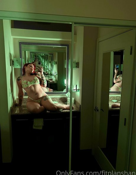 Foto desnuda filtrada de OnlyFans de Fitplanshan