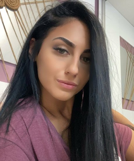 Foto desnuda filtrada de OnlyFans de belovedkhlloe