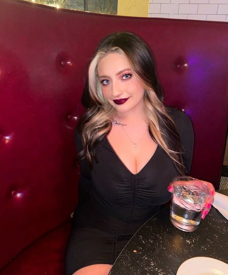 Foto desnuda filtrada de OnlyFans de Ali Cortese