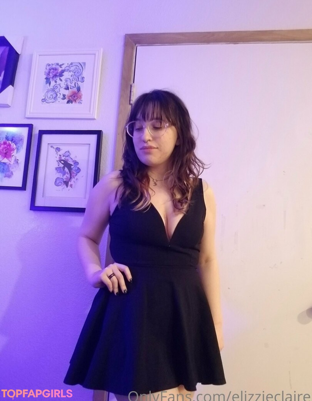 Foto desnuda filtrada de OnlyFans de Elizzieclaire #61 Foto desnuda filtrada de OnlyFans de Elizzieclaire #61