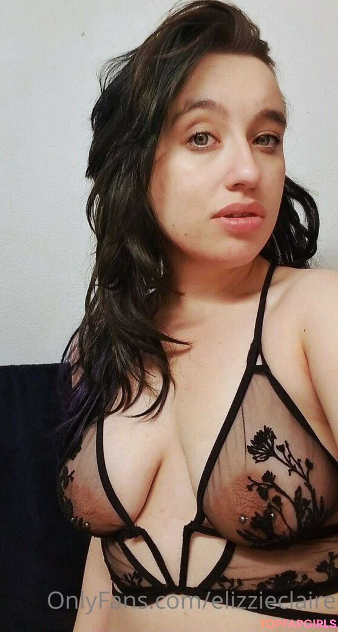 Foto desnuda filtrada de OnlyFans de Elizzieclaire #85 Foto desnuda filtrada de OnlyFans de Elizzieclaire #85