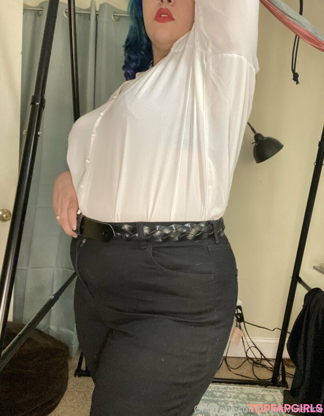 Foto desnuda filtrada de OnlyFans de Vivelavivienne #59 Foto desnuda filtrada de OnlyFans de Vivelavivienne #59