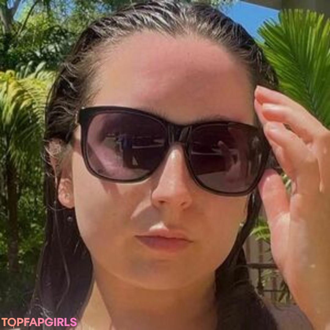 Foto desnuda filtrada de OnlyFans de Kirsty Louise Wells #5 Foto desnuda filtrada de OnlyFans de Kirsty Louise Wells #5