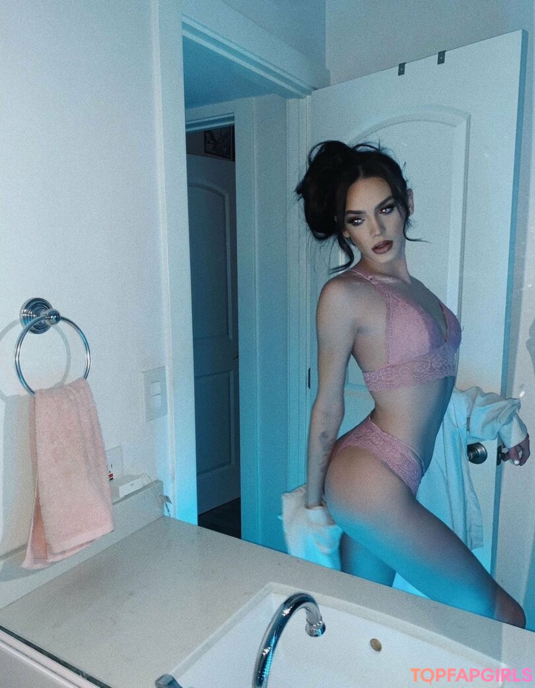 Foto desnuda filtrada de OnlyFans de Stassieuncensored #247 Foto desnuda filtrada de OnlyFans de Stassieuncensored #247