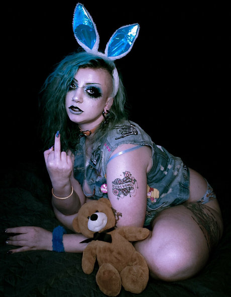 Sarahsuccubusfreepreview