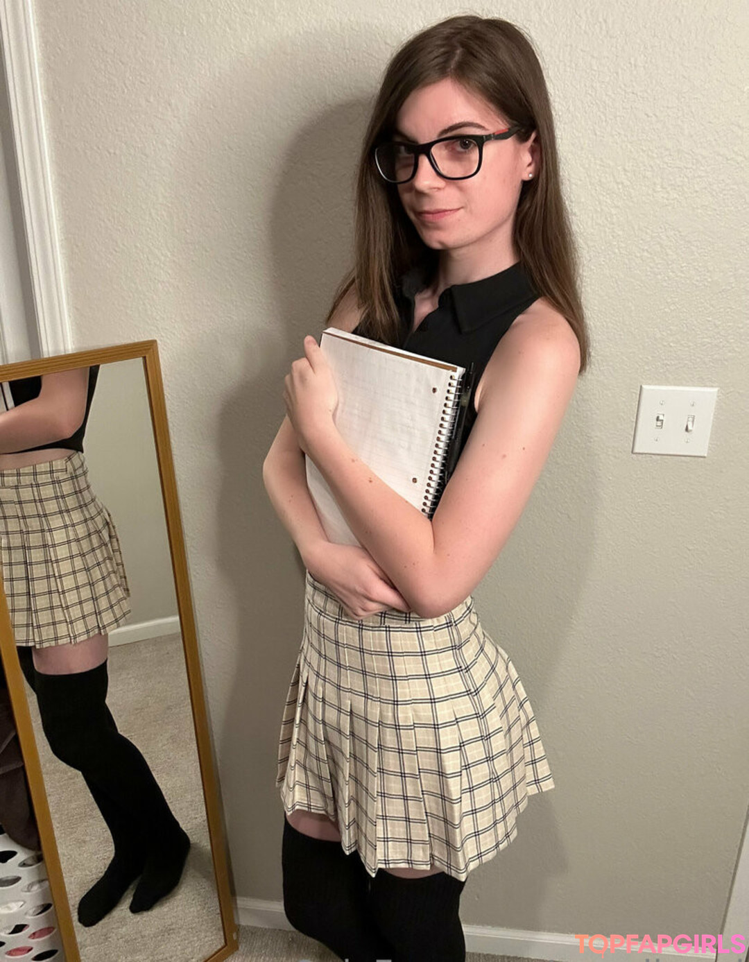 Foto desnuda filtrada de OnlyFans de Angelicsyd #29 Foto desnuda filtrada de OnlyFans de Angelicsyd #29