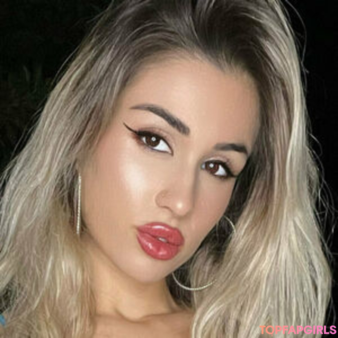 Foto desnuda filtrada de OnlyFans de Crisvqueenvip #10 Foto desnuda filtrada de OnlyFans de Crisvqueenvip #10