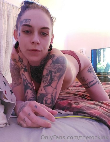 Foto desnuda filtrada de OnlyFans de Therockink
