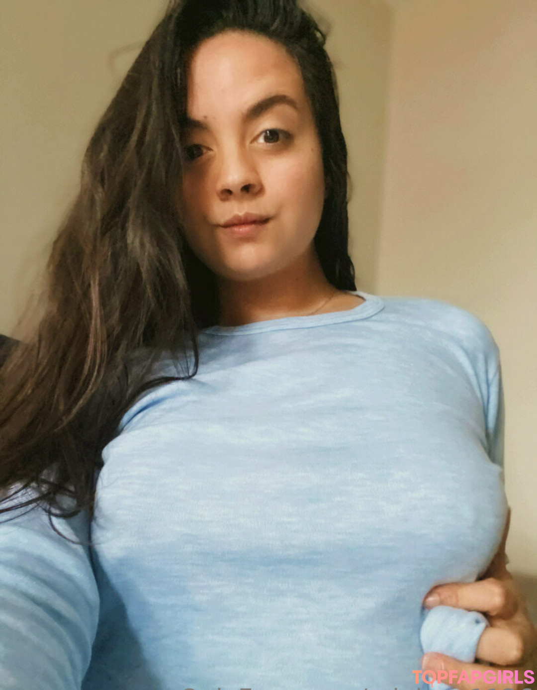 Foto desnuda filtrada de OnlyFans de Mialove1126 #5 Foto desnuda filtrada de OnlyFans de Mialove1126 #5