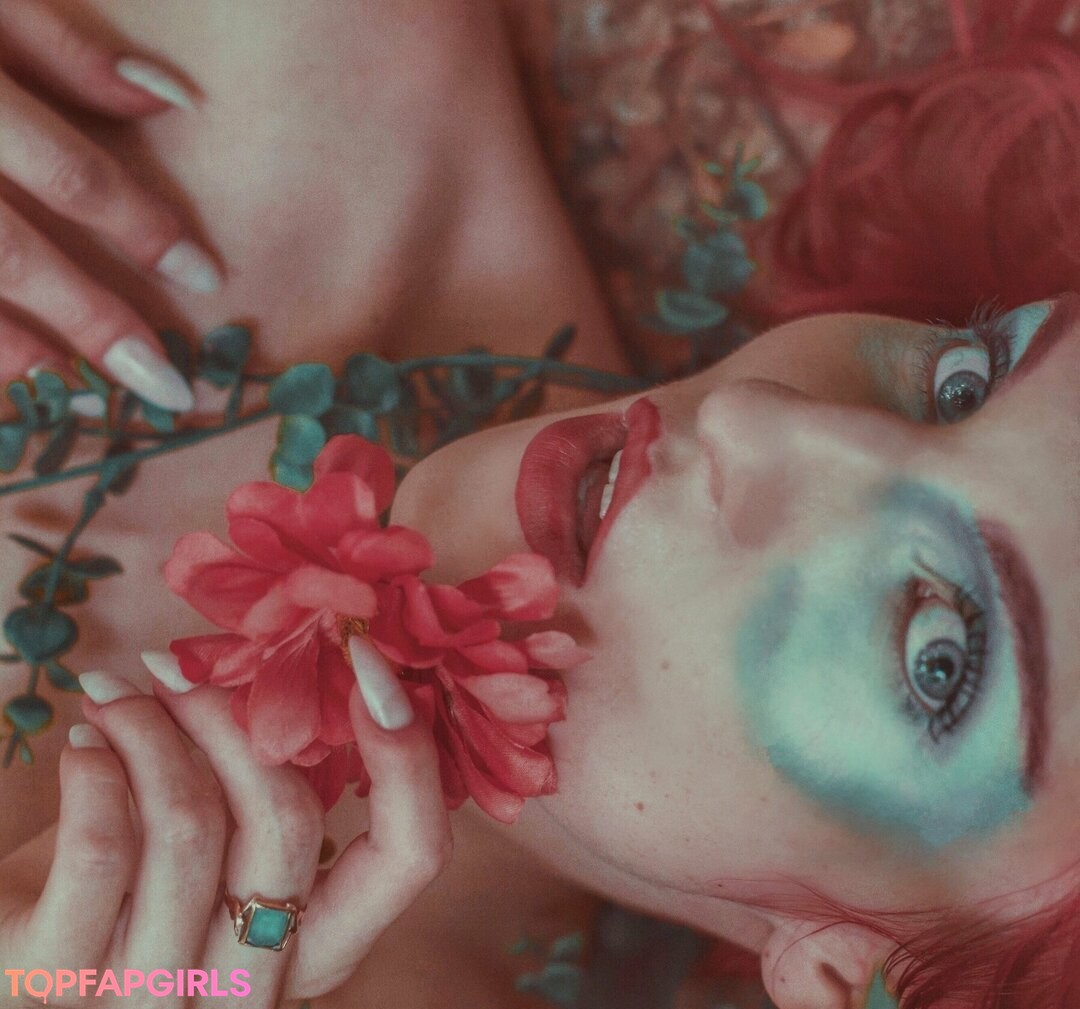 Foto desnuda filtrada de OnlyFans de Bellafuryfree #82 Foto desnuda filtrada de OnlyFans de Bellafuryfree #82