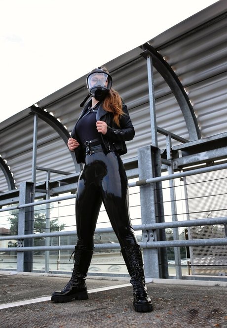 Madame.alaska.official