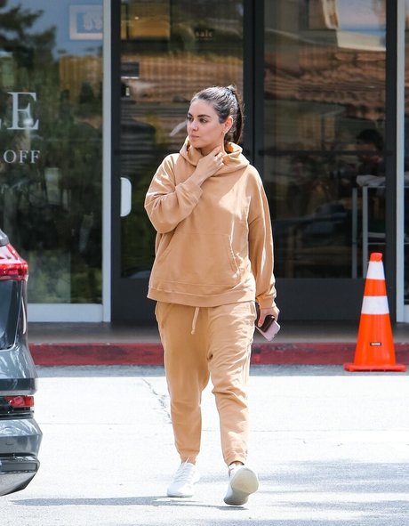 Foto desnuda filtrada de OnlyFans de Mila Kunis