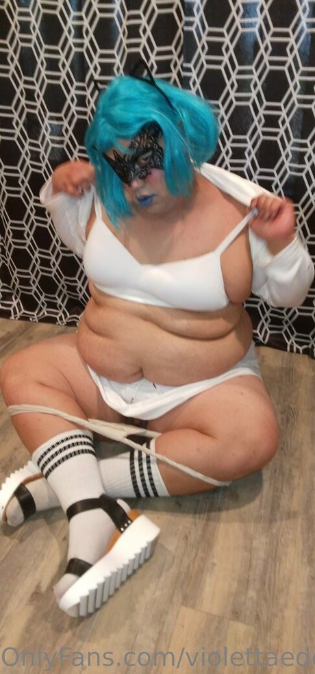Foto desnuda filtrada de OnlyFans de Violettaeden