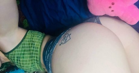 Foto desnuda filtrada de OnlyFans de Demonbabie