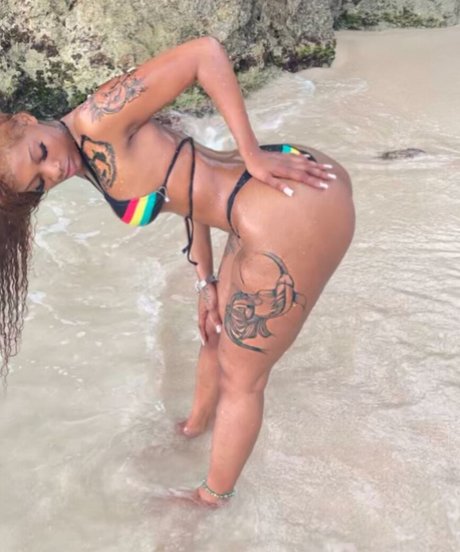 Foto desnuda filtrada de OnlyFans de sharondaduhdon