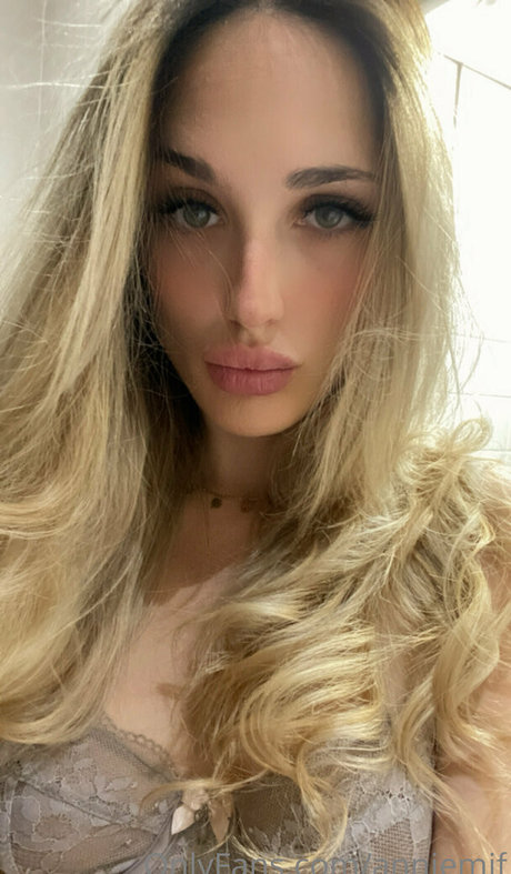 Foto desnuda filtrada de OnlyFans de Anniemif