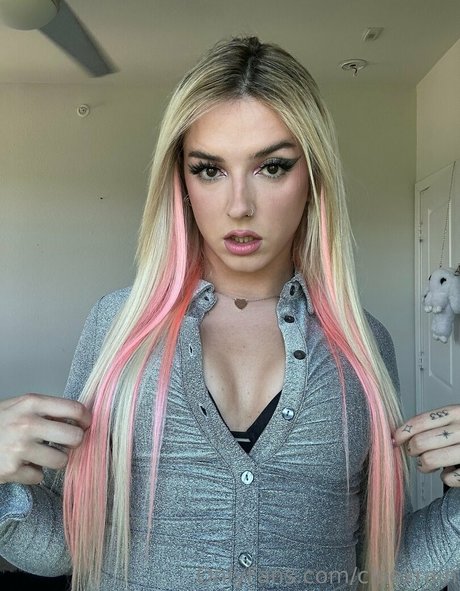 Foto desnuda filtrada de OnlyFans de Cloexrain