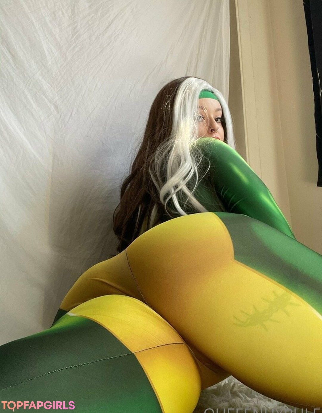 Foto desnuda filtrada de OnlyFans de Queeenhyrule #56 Foto desnuda filtrada de OnlyFans de Queeenhyrule #56