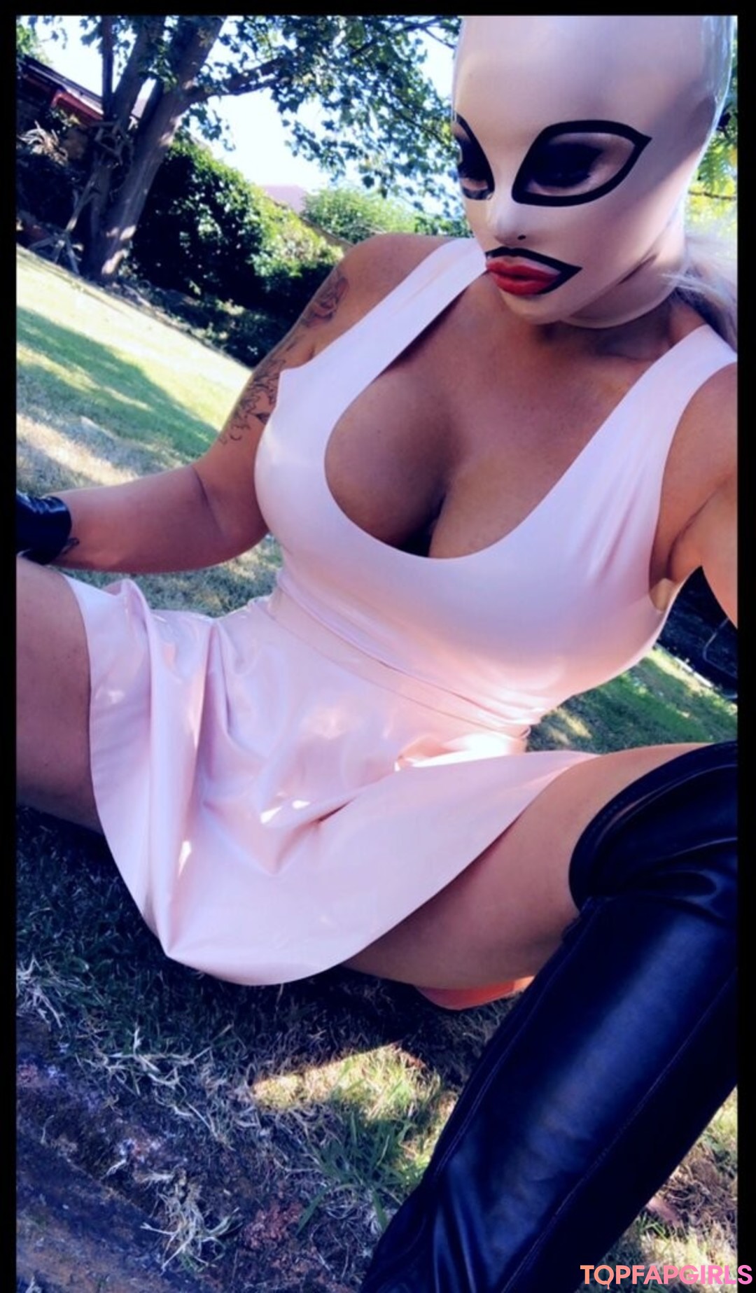 Foto desnuda filtrada de OnlyFans de Latexkittyxxx #96 Foto desnuda filtrada de OnlyFans de Latexkittyxxx #96